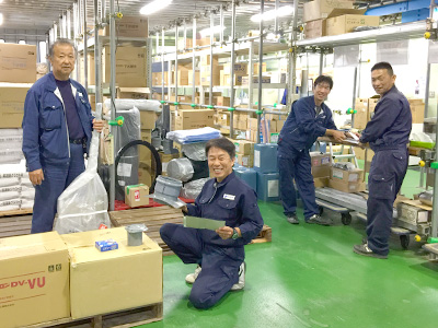写真：製品部 生産技術課・製品管理課
